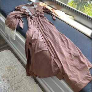 SOLD—-VINTAGE ROBE M CHOCOLATE COLORED
